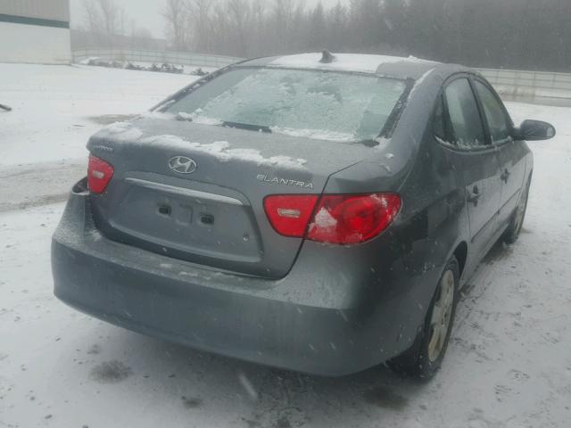 KMHDU46D69U822990 - 2009 HYUNDAI ELANTRA GL GRAY photo 4