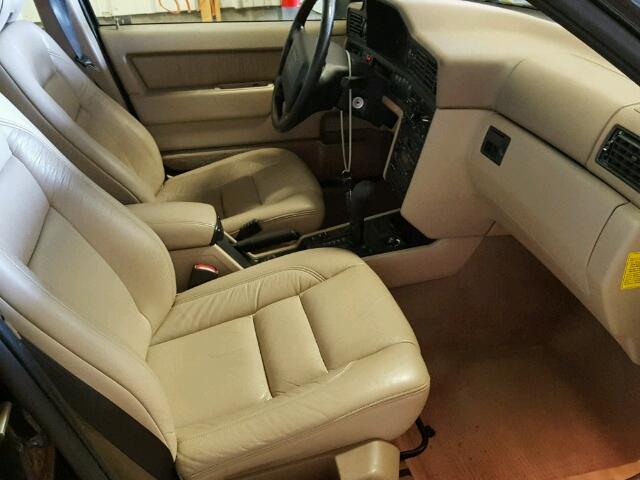 YV1LS5556V2399494 - 1997 VOLVO 850 أسود صورة 5