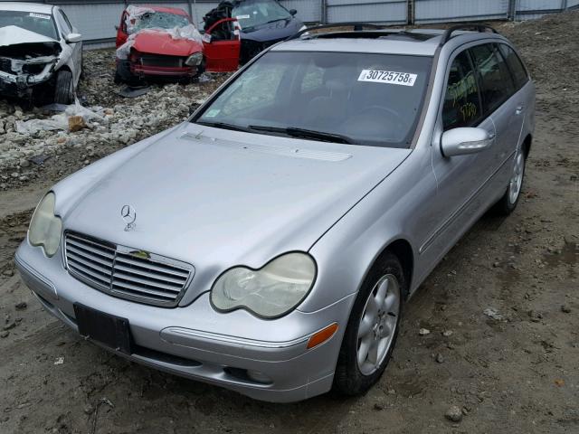 WDBRH84J44F536095 - 2004 MERCEDES-BENZ C 320 4MAT SILVER photo 2