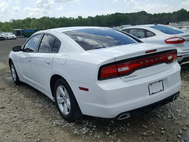 2C3CDXBG8DH705493 - 2013 DODGE CHARGER WHITE photo 3