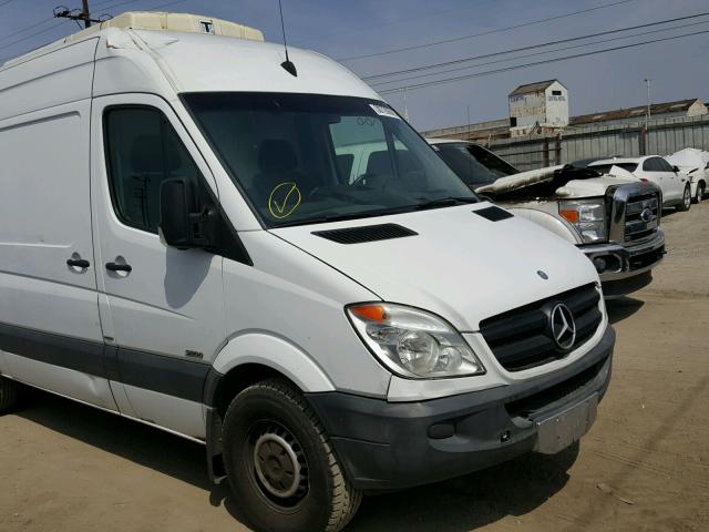 WD3PE7CCXC5621097 - 2012 MERCEDES-BENZ SPRINTER 2 WHITE photo 9