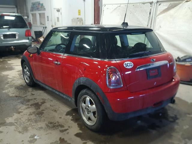 WMWMF3C57ATZ62320 - 2010 MINI COOPER RED photo 3