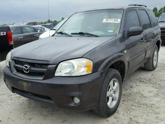 4F2CZ06116KM28532 - 2006 MAZDA TRIBUTE S GRAY photo 2