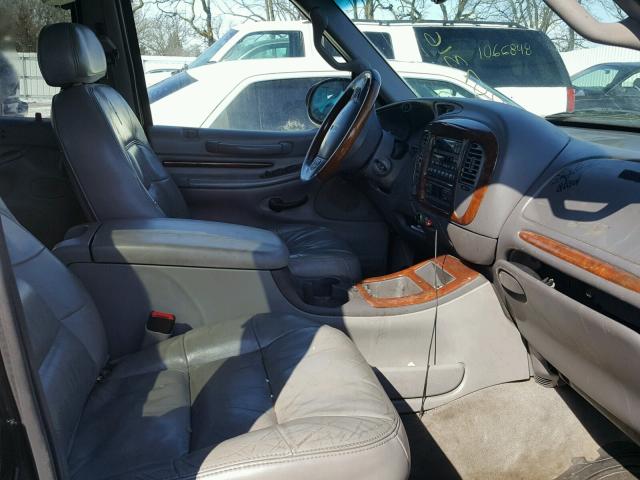5LMPU28A0YLJ10058 - 2000 LINCOLN NAVIGATOR 黑色 照片 5
