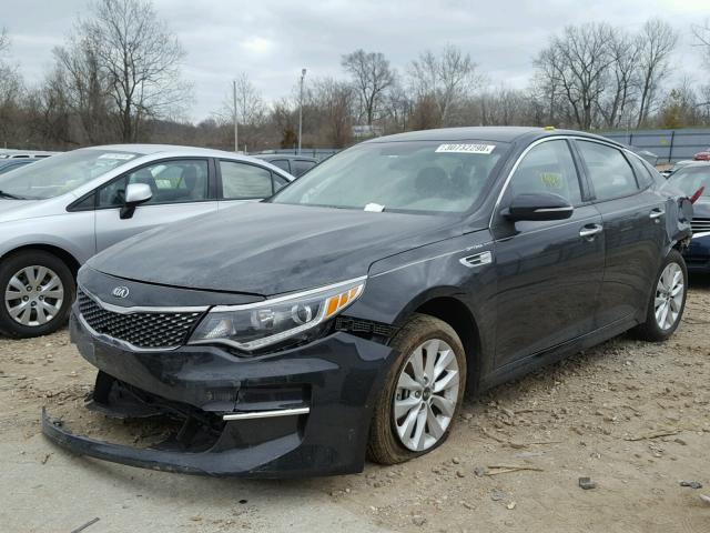 5XXGU4L35JG239947 - 2018 KIA OPTIMA EX BLACK photo 2