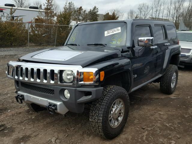 5GTEN13L588121518 - 2008 HUMMER H3 ALPHA BLACK photo 2