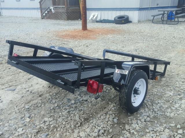 4YMBU0719JG027165 - 2018 UTILITY TRAILER BLACK photo 4