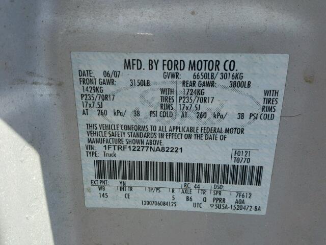 1FTRF12277NA82221 - 2007 FORD F150 SILVER photo 10