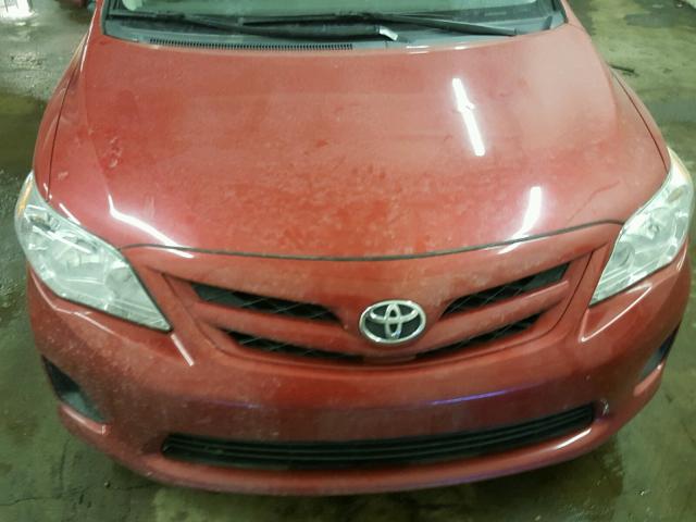 JTDBU4EEXB9126194 - 2011 TOYOTA COROLLA BA RED photo 9