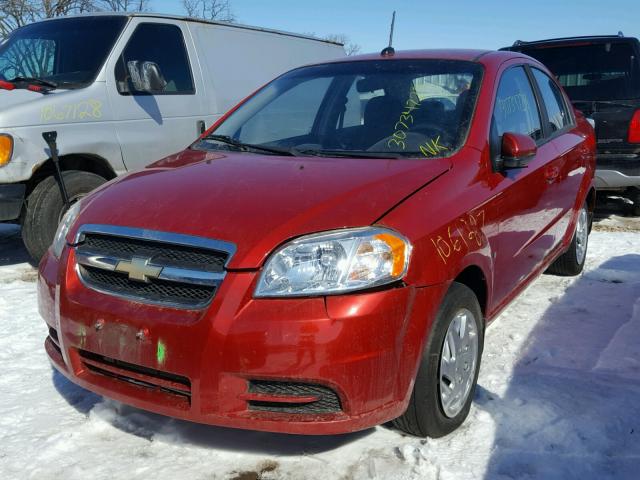 KL1TD56E09B626478 - 2009 CHEVROLET AVEO LS RED photo 2