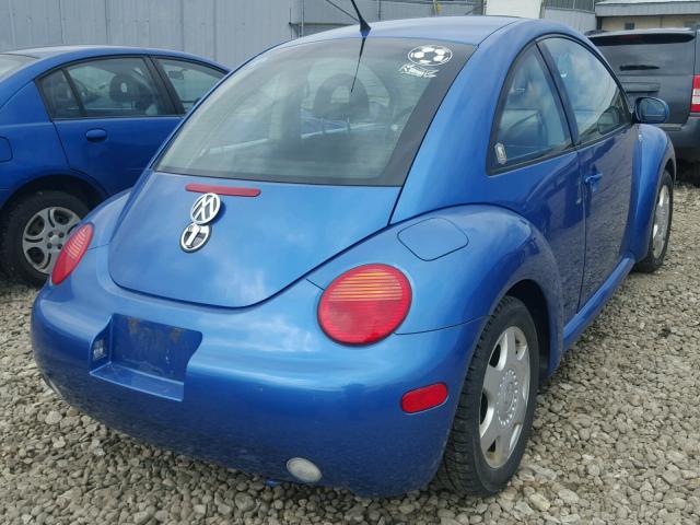3VWCS21C11M420079 - 2001 VOLKSWAGEN NEW BEETLE 蓝色 照片 4