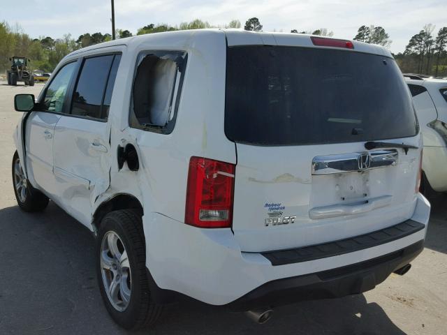 5FNYF3H59FB013147 - 2015 HONDA PILOT EXL WHITE photo 3