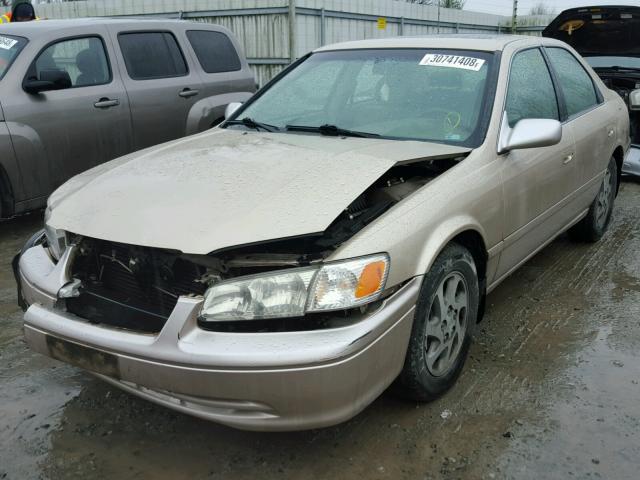 JT2BF22K2Y0251480 - 2000 TOYOTA CAMRY CE GOLD photo 2