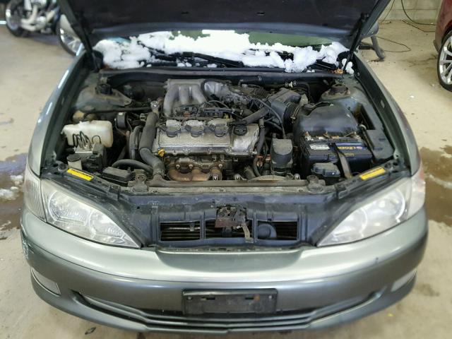 JT8BF28G5Y5087024 - 2000 LEXUS ES 300 GRAY photo 7