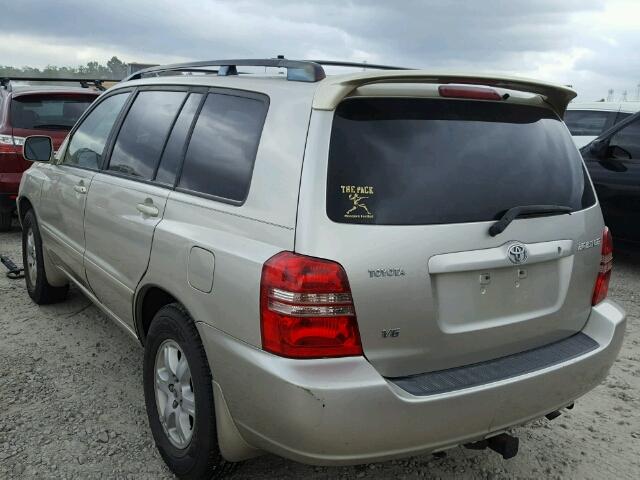 JTEGF21A520038533 - 2002 TOYOTA HIGHLANDER GOLD photo 3