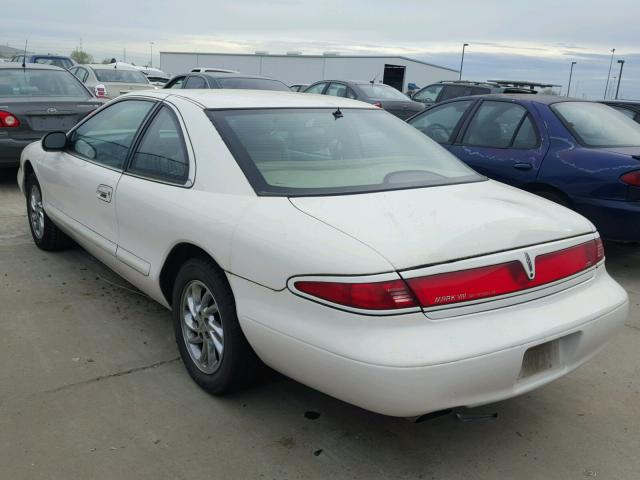 1LNFM92V7WY697264 - 1998 LINCOLN MARK VIII WHITE photo 3