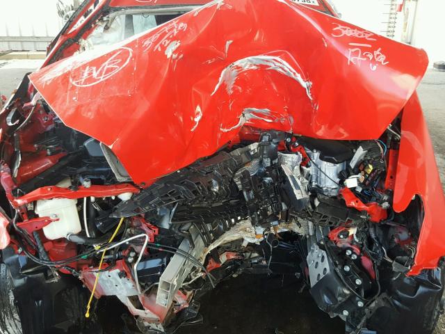 JTDZN3EU6HJ059520 - 2017 TOYOTA PRIUS V RED photo 7