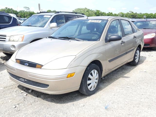 1FAFP33P02W172616 - 2002 FORD FOCUS LX GOLD photo 2