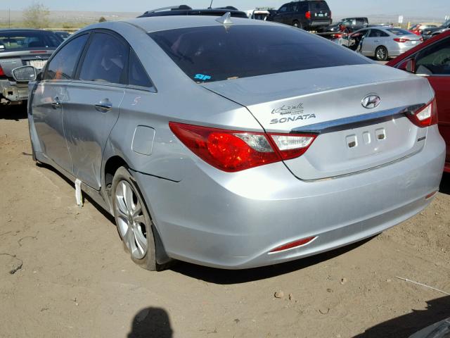 5NPEC4AC8BH150358 - 2011 HYUNDAI SONATA SE SILVER photo 3