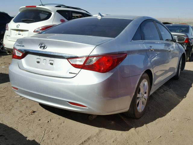 5NPEC4AC8BH150358 - 2011 HYUNDAI SONATA SE SILVER photo 4