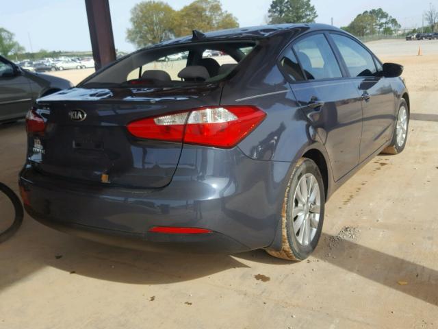 KNAFX4A65E5079575 - 2014 KIA FORTE LX BLUE photo 4