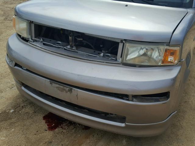 JTLKT324364046784 - 2006 TOYOTA SCION XB GOLD photo 9