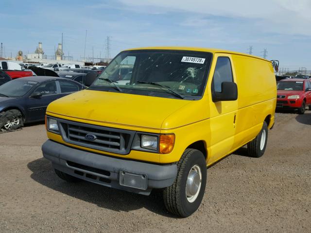 1FTNE24W84HB12487 - 2004 FORD ECONOLINE YELLOW photo 2