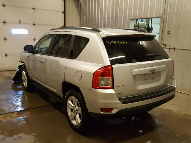 1J4NF1FB0BD263694 - 2011 JEEP COMPASS SP SILVER photo 3