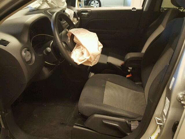 1J4NF1FB0BD263694 - 2011 JEEP COMPASS SP SILVER photo 5