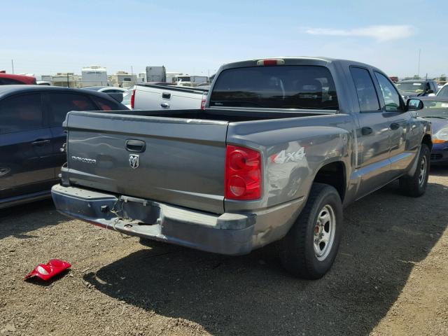 1D7HW28K36S715764 - 2006 DODGE DAKOTA QUA GRAY photo 4