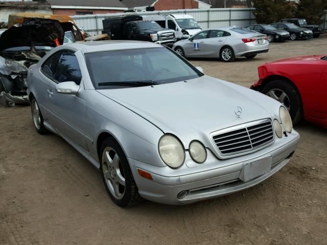 WDBLJ70G9YF153337 - 2000 MERCEDES-BENZ CLK 430 SILVER photo 2