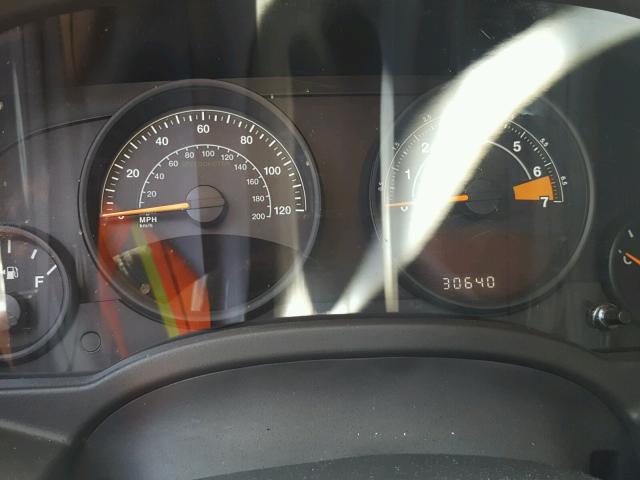 1C4NJCBA3HD147251 - 2017 JEEP COMPASS SP WHITE photo 8