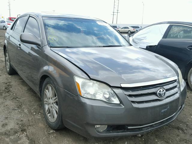 4T1BK36B95U007408 - 2005 TOYOTA AVALON XL GRAY photo 1