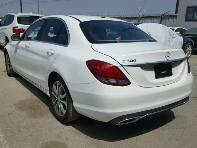 55SWF4JB2GU130341 - 2016 MERCEDES-BENZ C 300 WHITE photo 3