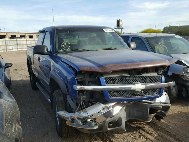 1GCHK29U13E158594 - 2003 CHEVROLET SILVERADO BLUE photo 1