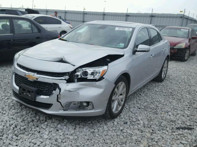 1G11E5SA9GF144235 - 2016 CHEVROLET MALIBU LIM SILVER photo 2