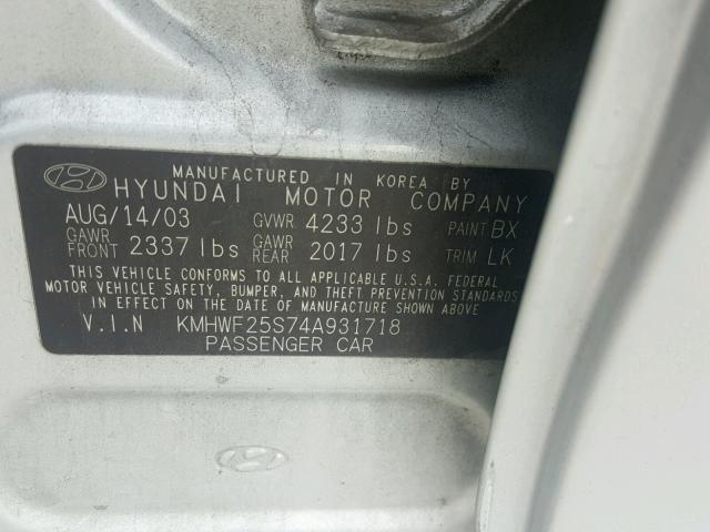 KMHWF25S74A931718 - 2004 HYUNDAI SONATA GL SILVER photo 10