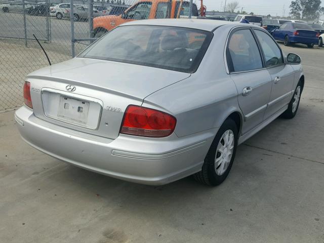 KMHWF25S74A931718 - 2004 HYUNDAI SONATA GL SILVER photo 4