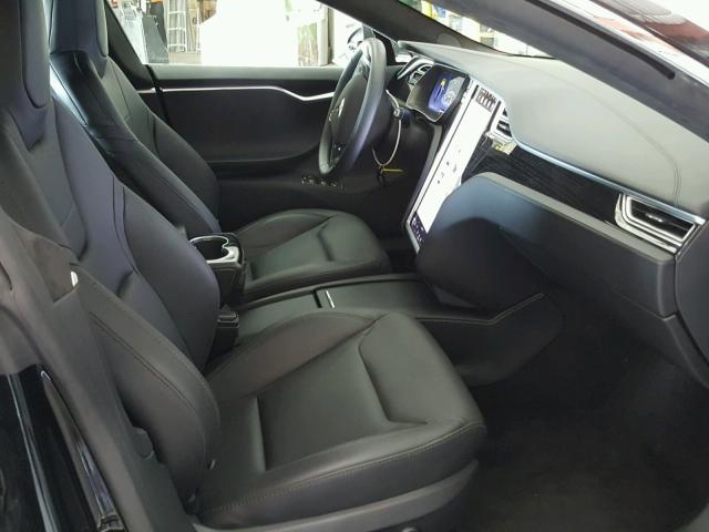 5YJSA1E18GF175668 - 2016 TESLA MODEL S Սև լուսանկար 5