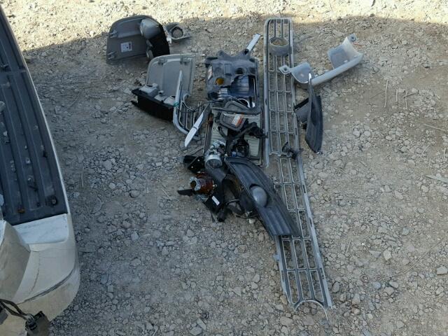 5LMFU28587LJ20768 - 2007 LINCOLN NAVIGATOR Grau Foto 9