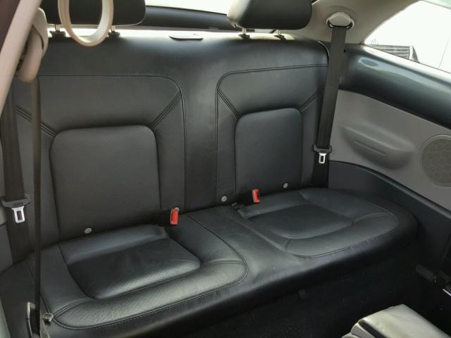 3VWDD21C52M454378 - 2002 VOLKSWAGEN NEW BEETLE 灰色 照片 6