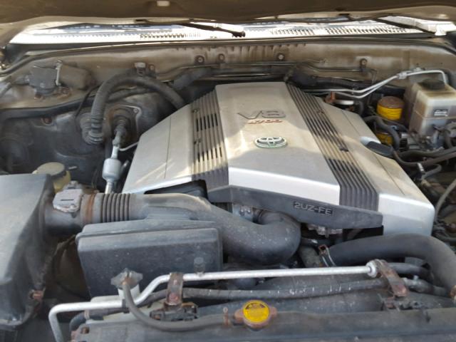 JTEHT05J422019147 - 2002 TOYOTA LAND CRUIS SILVER photo 7