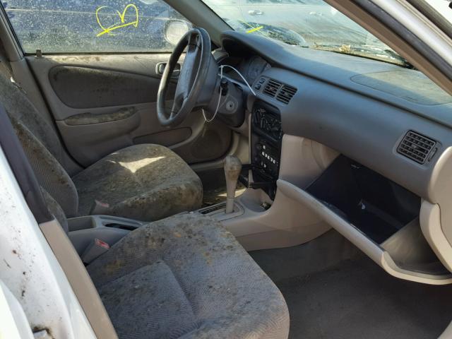 1Y1SK5281YZ433879 - 2000 CHEVROLET GEO PRIZM 白色 照片 5