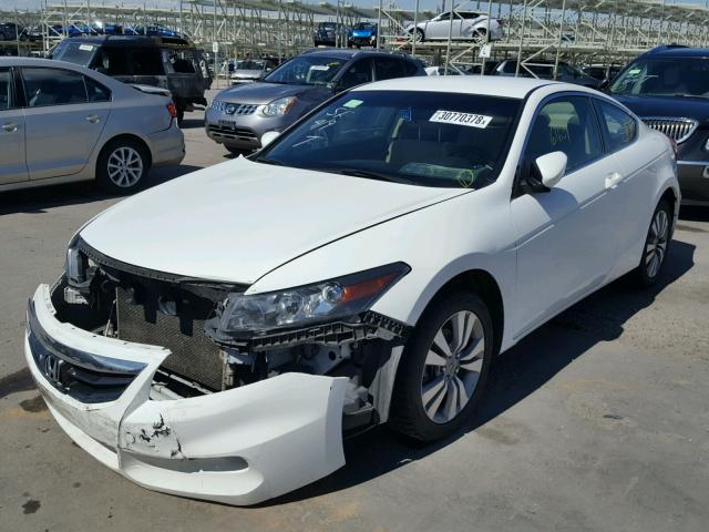 1HGCS1B30BA009817 - 2011 HONDA ACCORD LX- WHITE photo 2