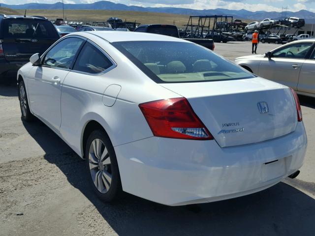 1HGCS1B30BA009817 - 2011 HONDA ACCORD LX- WHITE photo 3