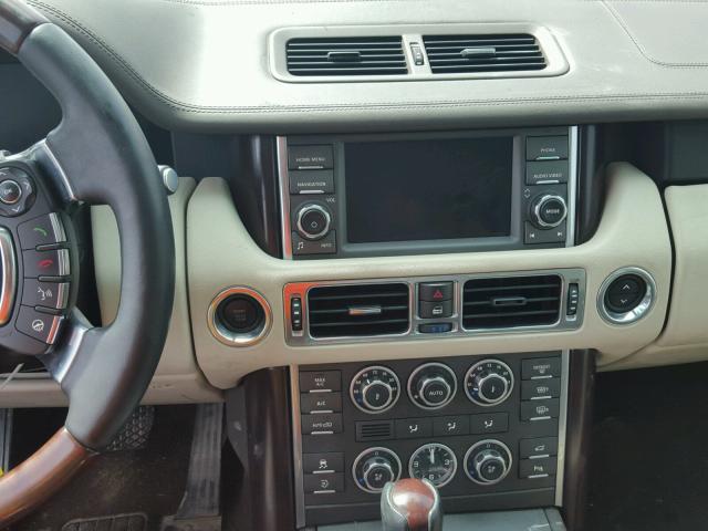SALMF1D4XAA324399 - 2010 LAND ROVER RANGE ROVE WHITE photo 9
