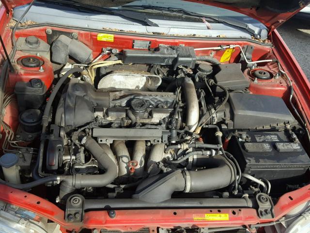 YV1VW27543F991720 - 2003 VOLVO V40 1.9T RED photo 7