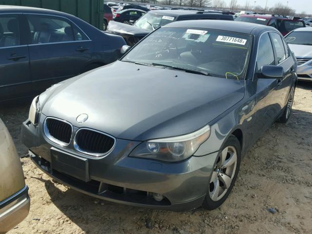 WBANA53565B862347 - 2005 BMW 525 I GRAY photo 2