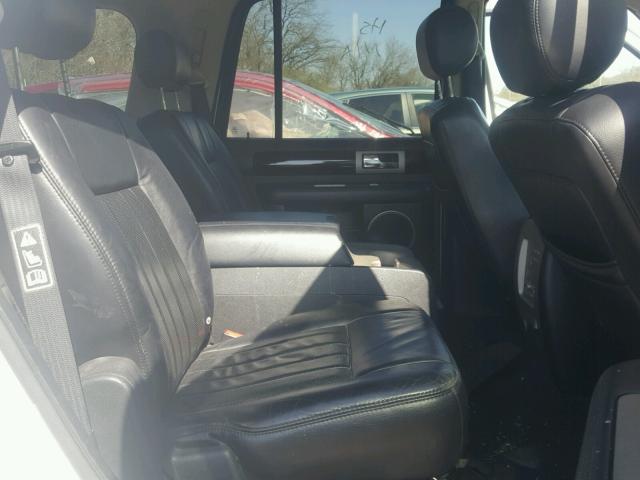 5LMFU28R23LJ34310 - 2003 LINCOLN NAVIGATOR 白色 照片 6