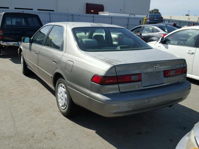 JT2BG22K3X0280935 - 1999 TOYOTA CAMRY LE BEIGE photo 3